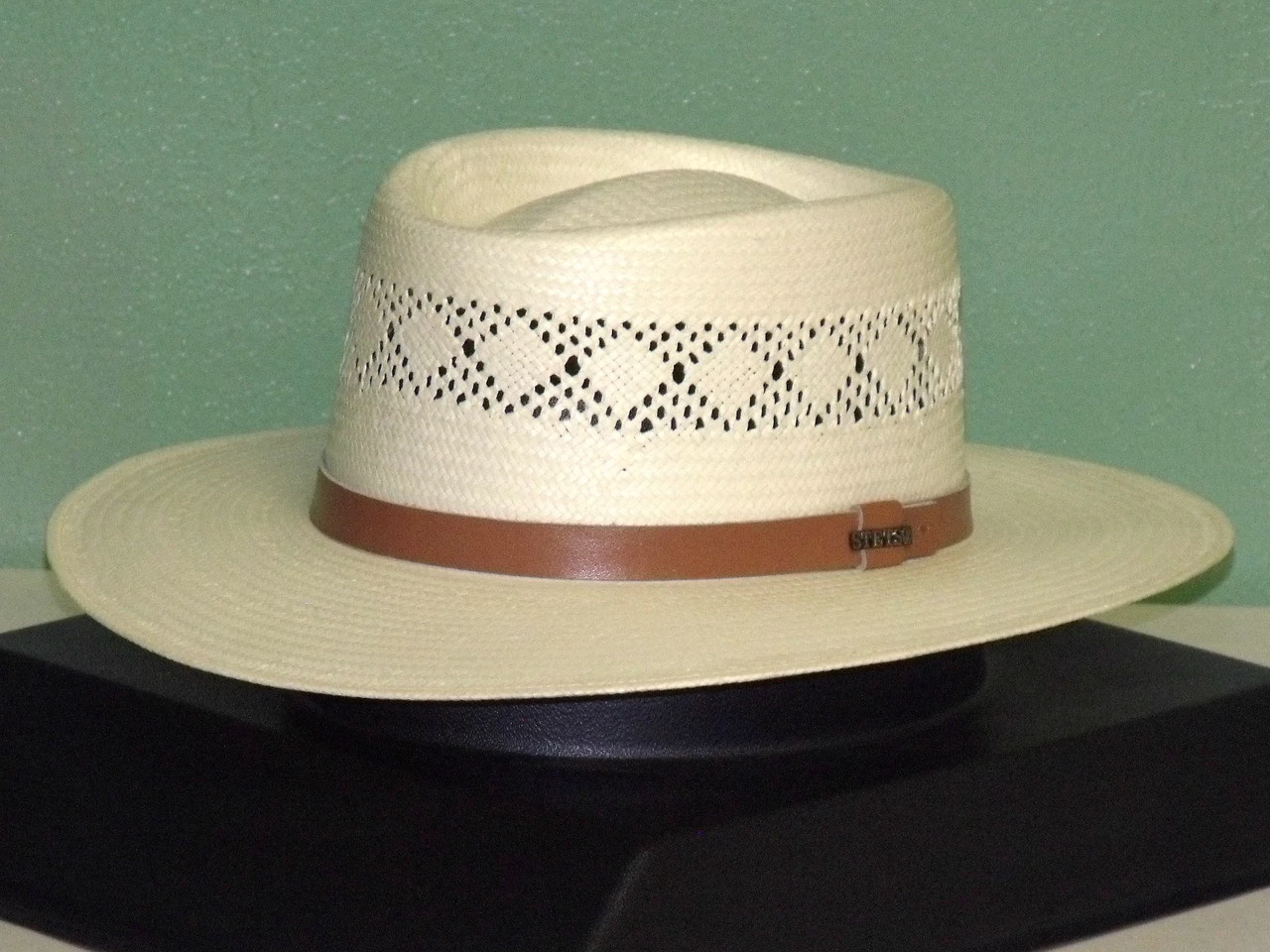Stetson Brentwood Vented Shantung Straw Gambler Hat